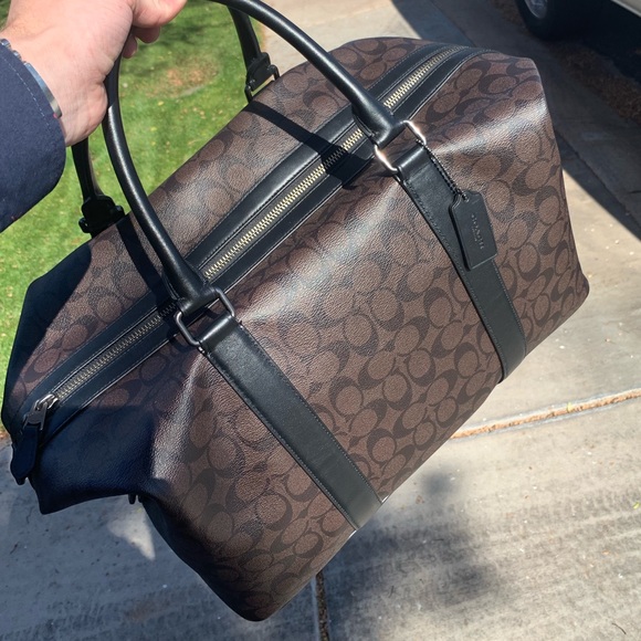 Coach voyager in signature canvas. - Picture 2 of 5